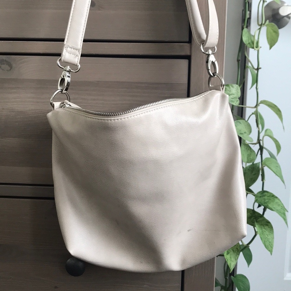 Off-White Faux Leather Crossbody Purse - Picture 2 of 6